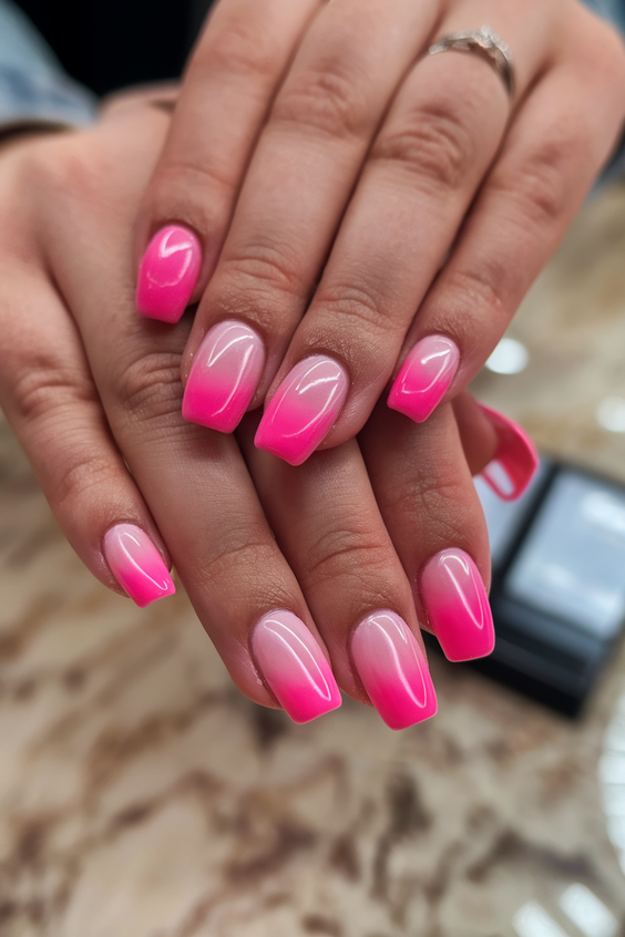 Bright Ombre Summer Nails Ideas 2025: Hot Pink, Pastel & Neon Colors for Holidays, Brunettes, and Gel Looks
