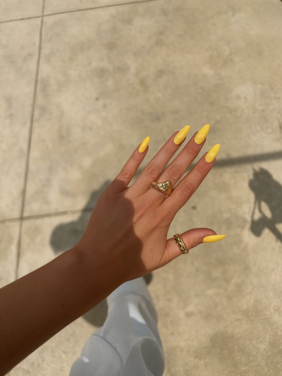 Vivid Neon Yellow Summer Nails Ideas 2025 for Every Skin Tone and Style