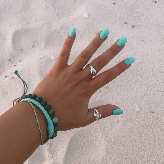Basic Summer Nails Ideas 2025: Almond, Square, Neon, Solid & Simple Designs for Spring/Summer Fun