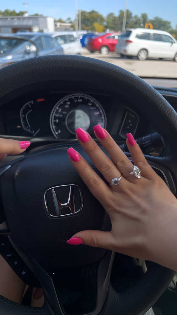 Pretty Summer Nails Ideas 2025 for Every Mood – Bold Colors, Pastels, and Simple Almond Designs