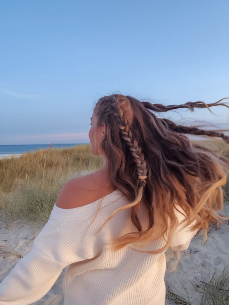 Pool Day Hairstyles - Simpl Summer Ideas 2025 for Effortless, Chic Looks by the Water