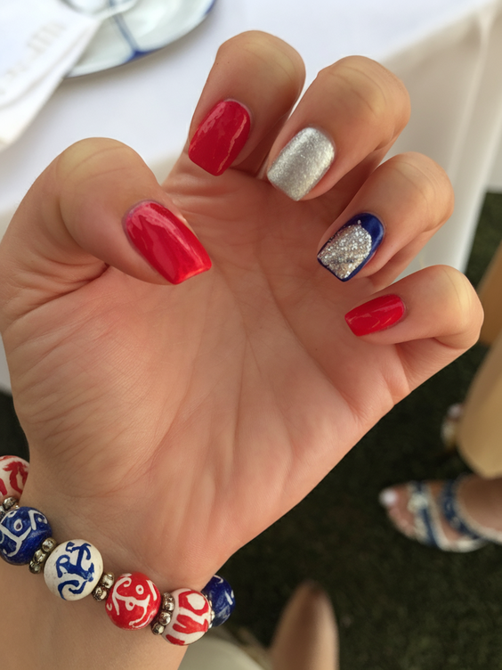 Fourth of July Nails Designs Ideas 2025: Creative Patriotic Nail Art for Summer Parties and Fireworks