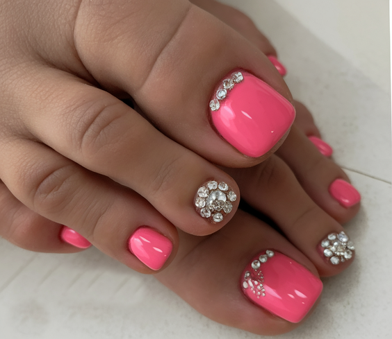 Summer Toe Nails Ideas 2025 That Pop with Color and Style for Beach and Vacation-Ready Looks