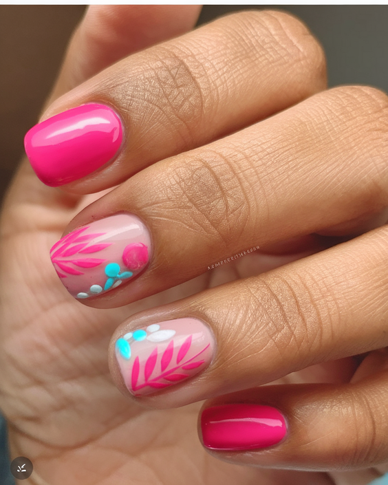 Chic Summer Nails 2025: Short Styles with Glossy Pastels and Easy Polygel Looks