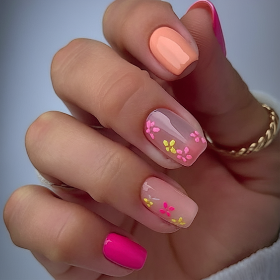 Vacation Nails Ideas 2025: Bright Neon Trends for Poolside Perfection This Summer