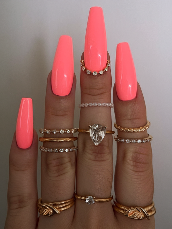 Summer Long Nails Ideas 2025: Stunning Acrylic and Gel x Looks in Almond, Square, and Stilleto Styles