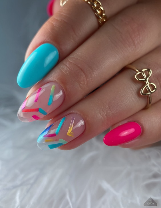Summer Almonds Nails Ideas 2025 for Colorful Beach Vacation Looks with Classy Simple Designs
