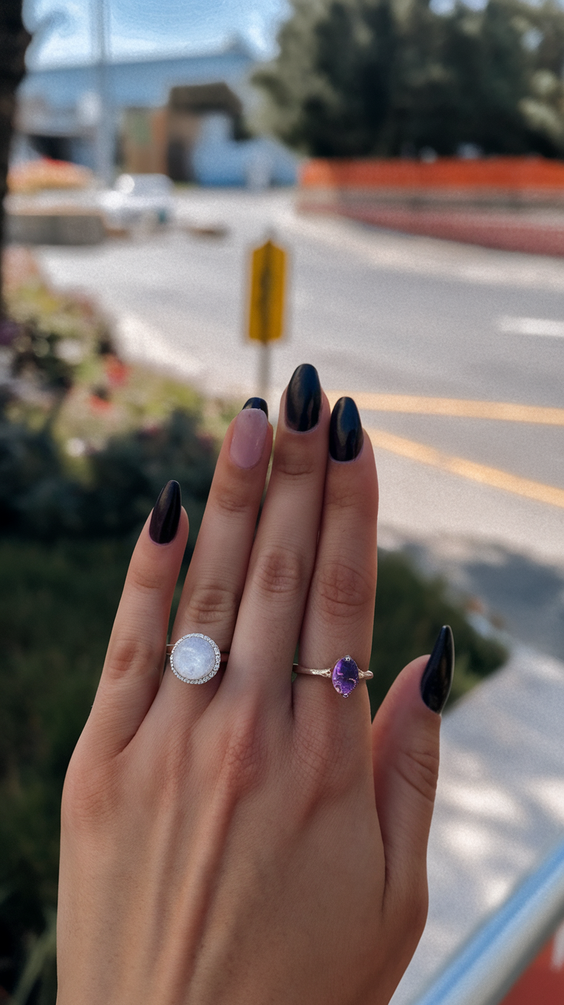 Summer Black Nails Ideas 2025 That Are Short, Trendy, and Totally Wearable for All Skin Tones