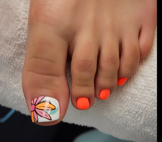 Beach Toe Nails Ideas 2025: Top Summer Vacation Designs, Colors, and Trends for Holiday Pedicures