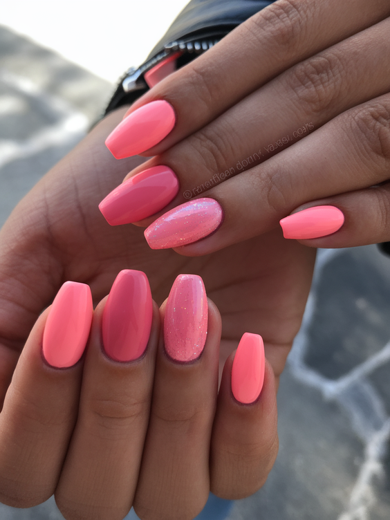 Summer Nail Design Ideas 2025: Bold Colors, Ombre Styles, and Classy Pink Acrylic Inspirations