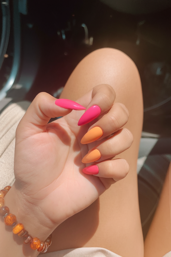 Simple Summer Nails Ideas 2025: Pastel, Neon & Solid Colors for Effortless Seasonal Manicure Inspiration