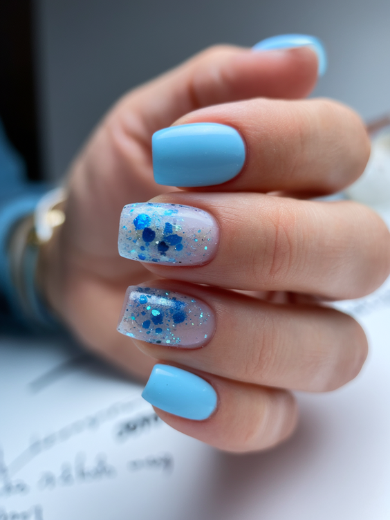 Chic Summer Nails 2025: Short Styles with Glossy Pastels and Easy Polygel Looks