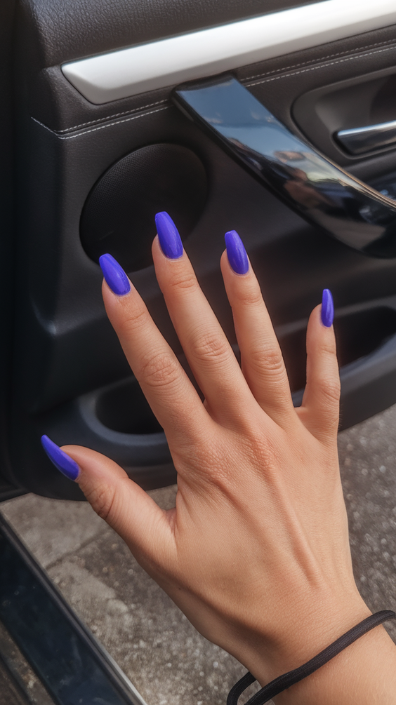 Simple Summer Nails Ideas 2025: Pastel, Neon & Solid Colors for Effortless Seasonal Manicure Inspiration