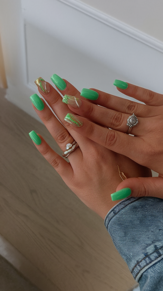 Summer Classy Nails Ideas 2025: Chic Almond, Square, and Floral Looks for Every Skin Tone
