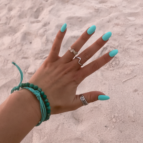Simple Summer Nails Ideas 2025: Pastel, Neon & Solid Colors for Effortless Seasonal Manicure Inspiration
