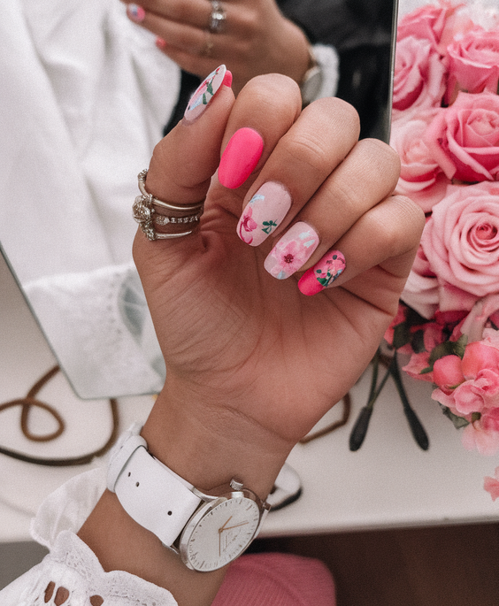 Summer Flower Nails Ideas 2025 for Every Style from Hibiscus to Pink and Orange Acrylic Looks