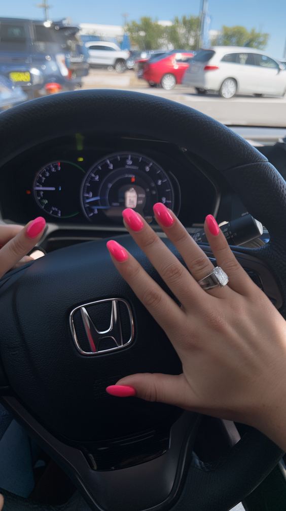 Cute Summer Nails Ideas 2025: The Top Color and Design Trends You Need to Try This Season