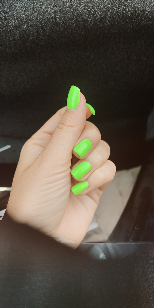 Basic Summer Nails Ideas 2025: Almond, Square, Neon, Solid & Simple Designs for Spring/Summer Fun