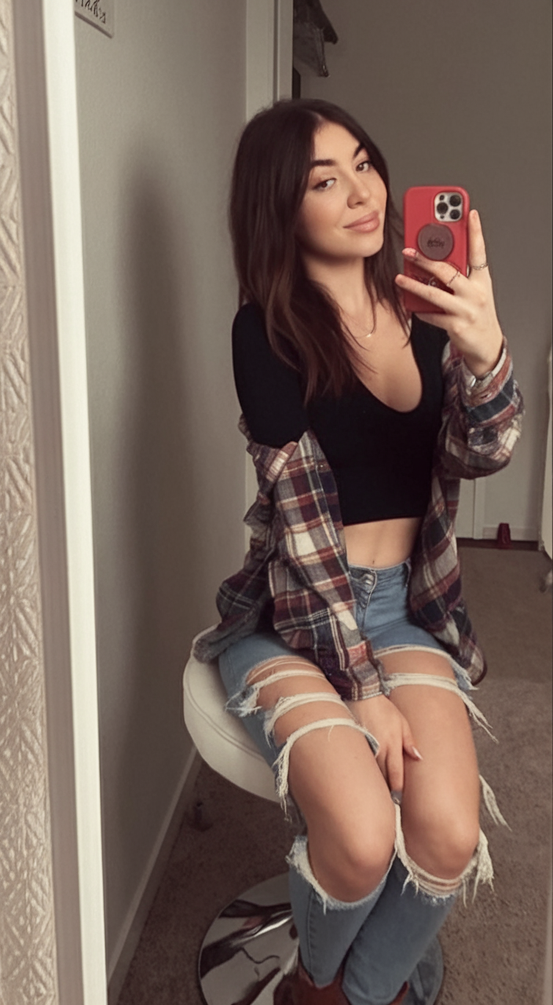 Fall Outfits Latina Women Will Love: 20 Cute Looks for Effortless Style Inspiration in 2025