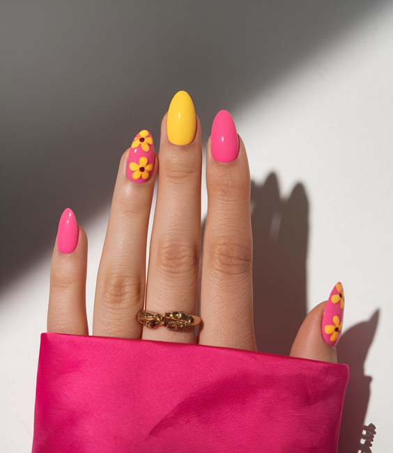 Summer Nail Art Ideas 2025: Bright Designs, French Tips, 3D, and Simple Florals for Every Style