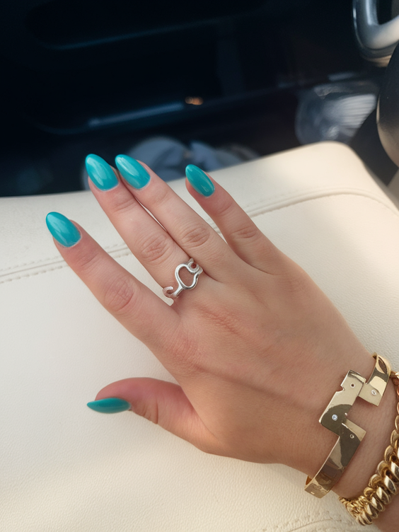 Simple Round Nails for Summer 2025 – Inspo for Gel, Acrylic, and Dip Designs That Last