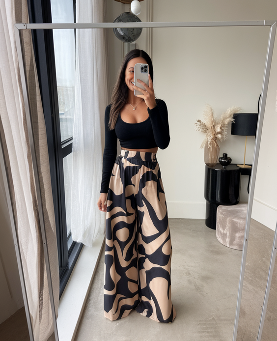 Fall Old Money Outfit Ideas for 2025: Classic Trench, Plaid Trousers, Knit Dresses, and Luxe Boots