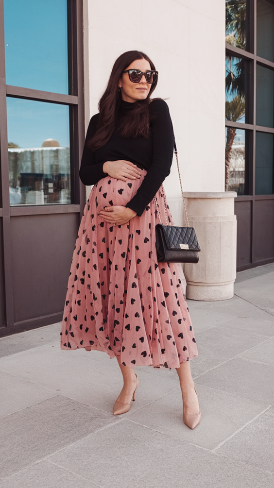 2025 Fall Pregnancy Fashion: Cute & Comfortable Maternity Outfits