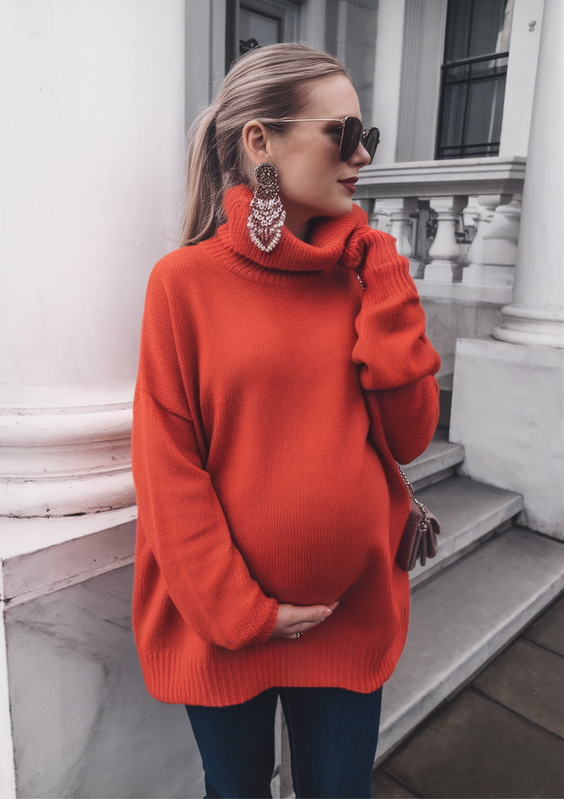 Fall Outfits for Pregnant Women 2025: Cozy Dresses, Leggings Looks, and Stylish Layering Ideas