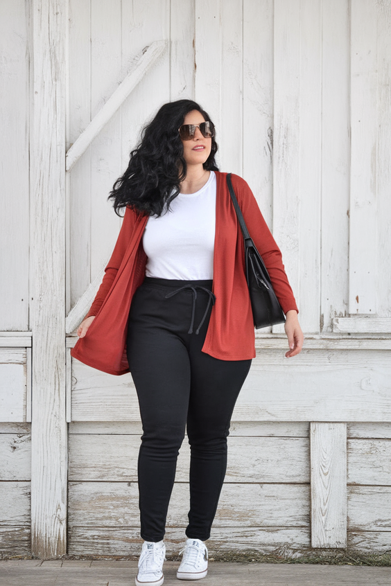 Fall Plus Size Outfit Ideas for 2025: Cozy Layers, Denim Trends, and Effortless Autumn Aesthetic