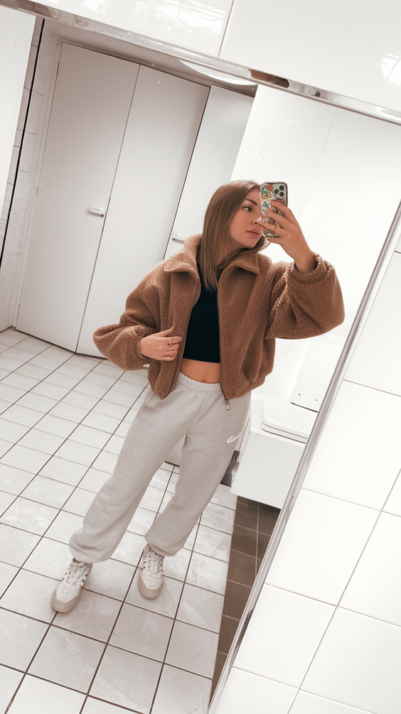 Effortlessly Chic Comfy School Outfits 2025 You’ll Want to Wear Every Day of the Week