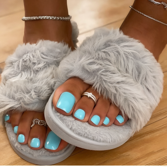 Toe Nail Ideas August 2025: The Best Pedicure Colors and Designs for Late Summer