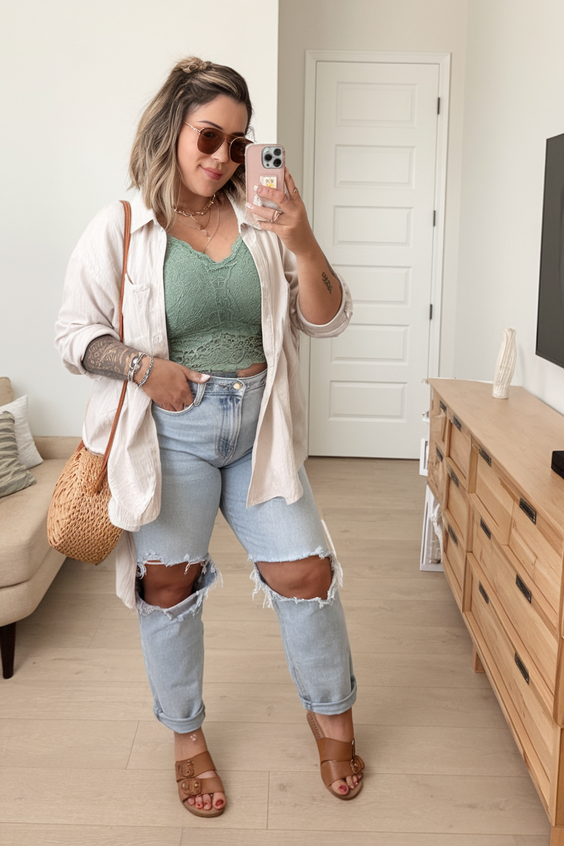 Effortless August Outfits Women Will Love in 2025