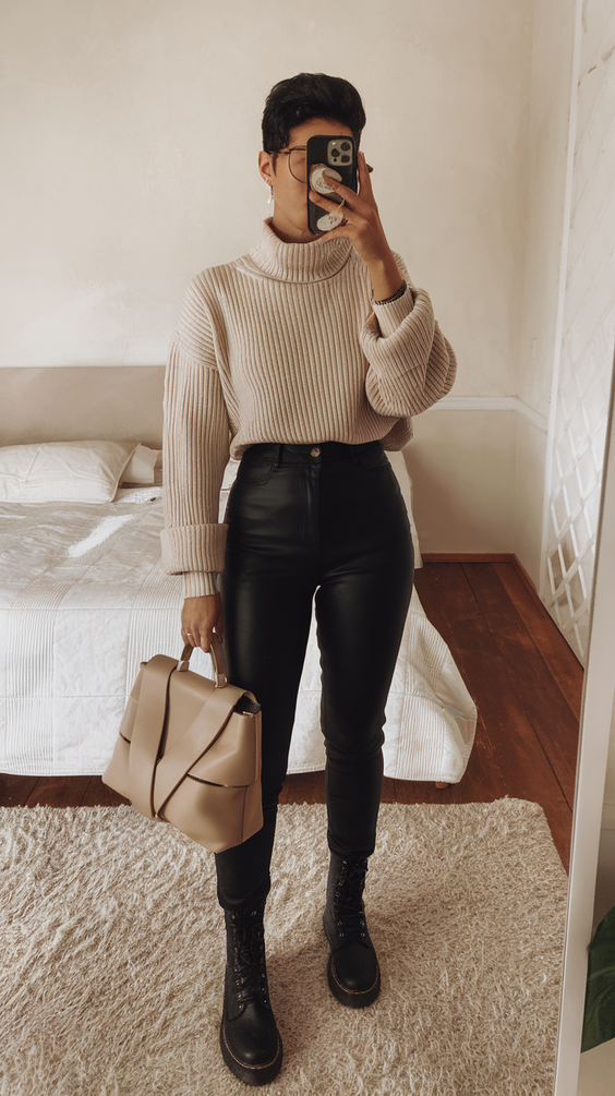Your Guide to Early Fall Outfits 2025:  Work, Casual, and Chic Outfit Ideas