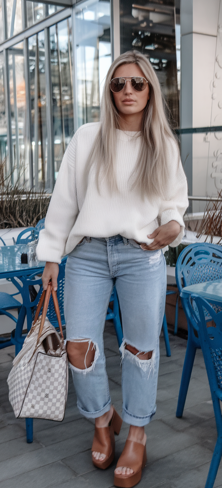 Mom Outfits Ideas for Fall 2025: The Ultimate Stylish Guide for Busy Moms and Everyday Adventures