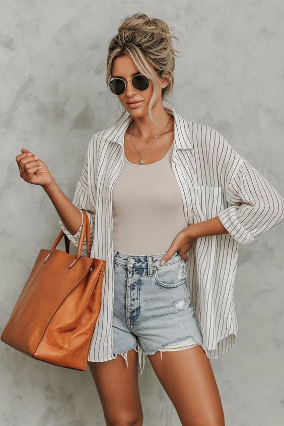 Effortless August Outfits Women Will Love in 2025