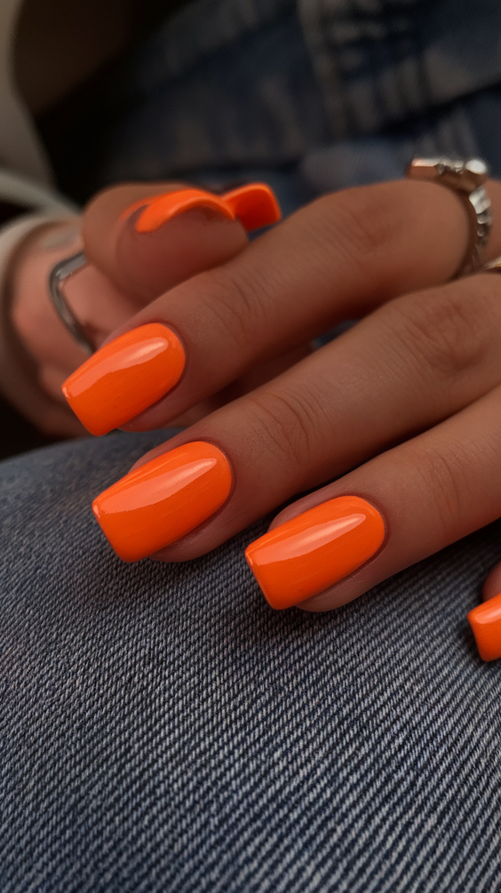 Nail Designs to Try in August 2025: Bright, Simple, and Cute August Nails Designs Short Square Ideas