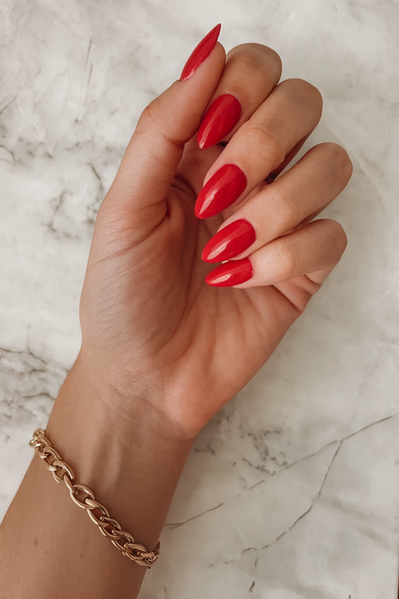 Simple Round Nails for Summer 2025 – Inspo for Gel, Acrylic, and Dip Designs That Last