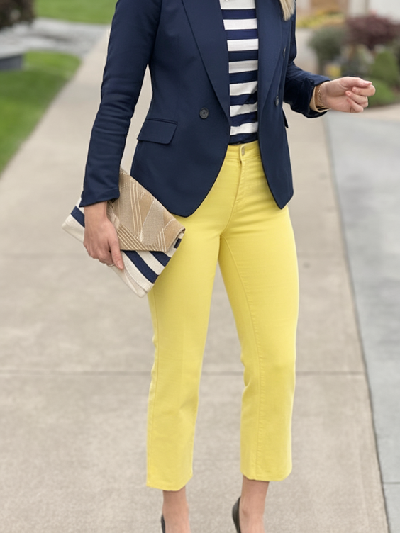Early Fall Outfits Ideas 2025 for Cozy Weekends, Dinner Looks, and Transitional Layers