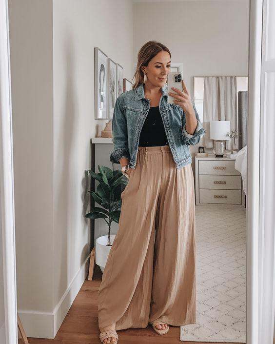 Fall 2025 Casual Outfits for Women Over 30: Effortless Capsule Wardrobe Ideas and Autumn Fashion Tips