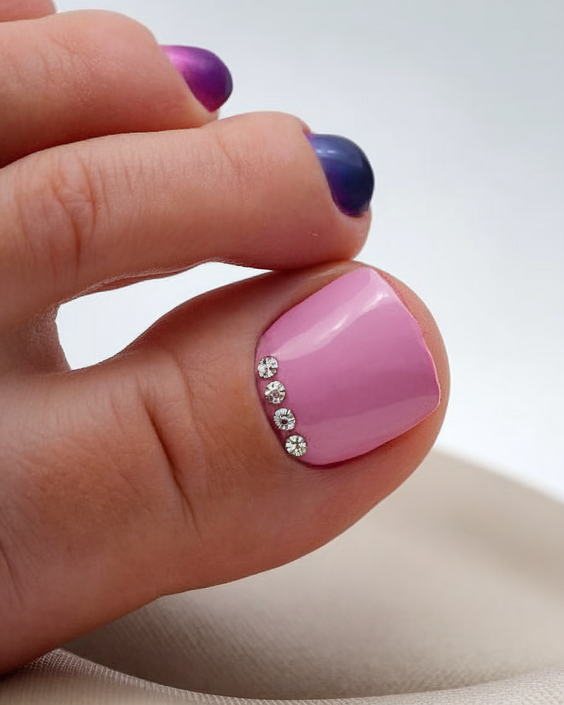 Trendy Fall Toe Nail Colors 2025: The Top Must-Try Pedicure Shades for This Autumn