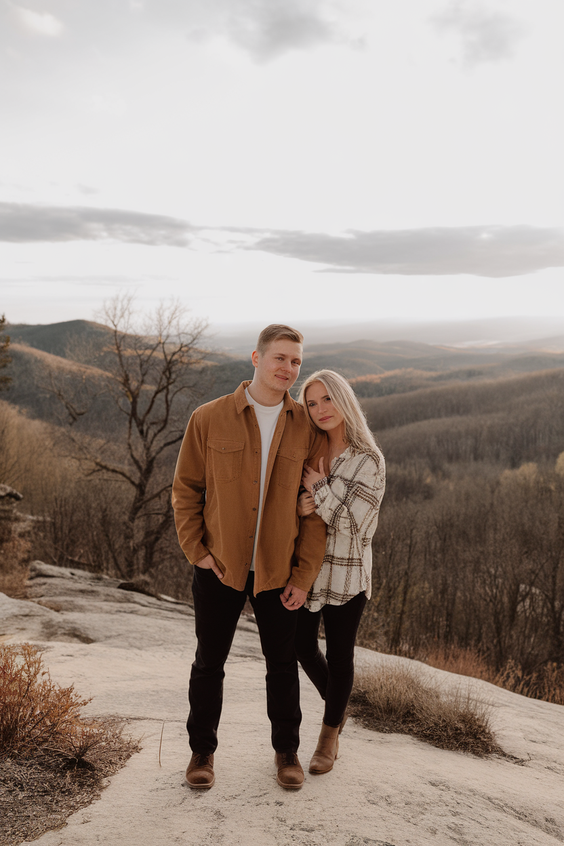 Cozy Fall Family Photo Outfits 2025: Best Color Combos, Jeans, Boots & Plus Size Ideas