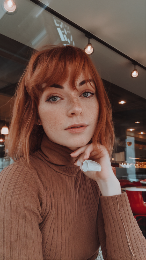 Fall 2025 Haircuts That Slim a Round Face: Best Modern Cuts and Styling Tips for Every Hair Type