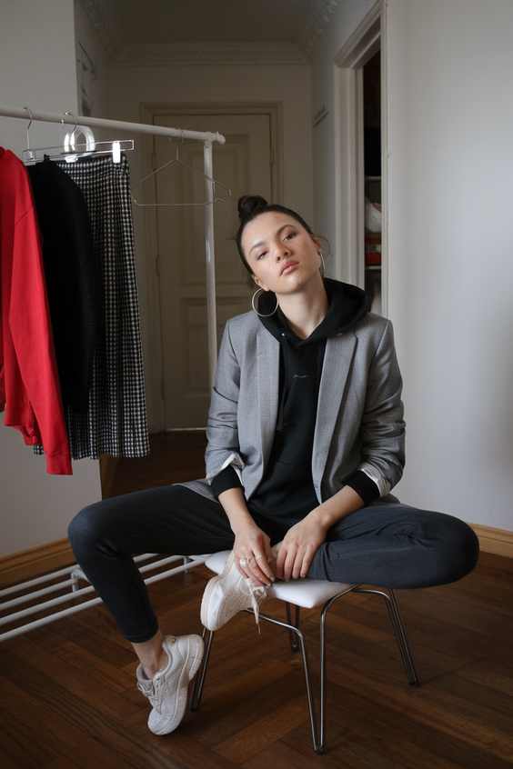 Early Fall Outfits Inspo for September 2025: 20 Trendy Looks for the New Season