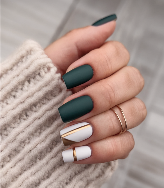 Stylish Early Fall Nail Ideas 2025: Top Trends, Colors, and Designs for Seasonal Inspiration