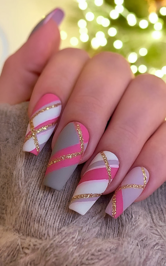 Stylish Early Fall Nail Ideas 2025: Top Trends, Colors, and Designs for Seasonal Inspiration