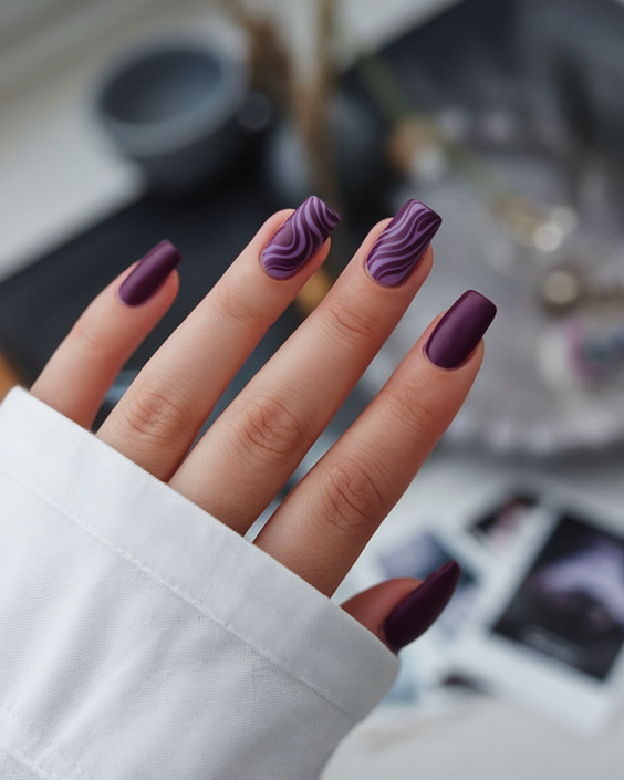 Simple Fall Nails Inspiration 2025: Effortless Autumn Manicure Ideas & Modern Trends for the Season