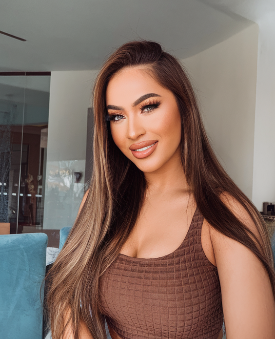 2025 Fall Latina Hair Color Ideas: Best Trends for Brown Skin, Brunettes, and Bold Blondes