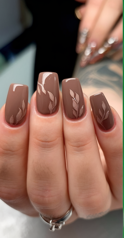 Simple Fall Nails Inspiration 2025: Effortless Autumn Manicure Ideas & Modern Trends for the Season