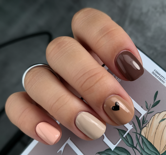 Latest Short Fall Nail Trends 2025: 20 Cozy and Stylish Designs for the Season
