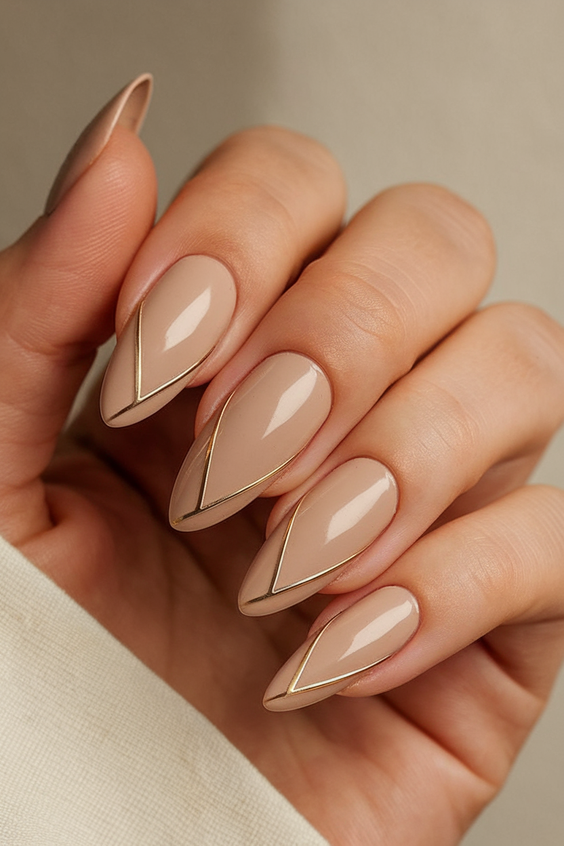 Trendy Fall Almond Nails 2025: 20 Elegant Designs to Inspire Your Seasonal Manicure